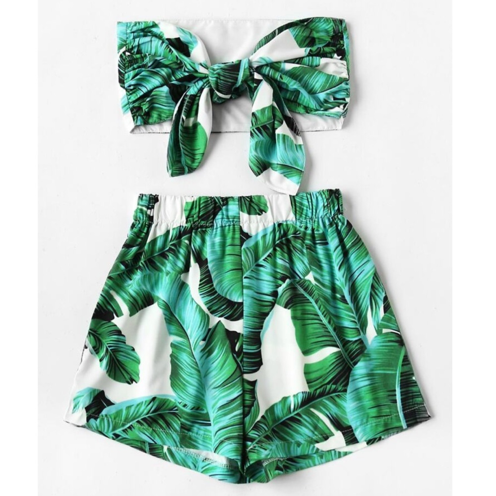 Leaf Print Tie Crop Bandeau Top with Shorts
